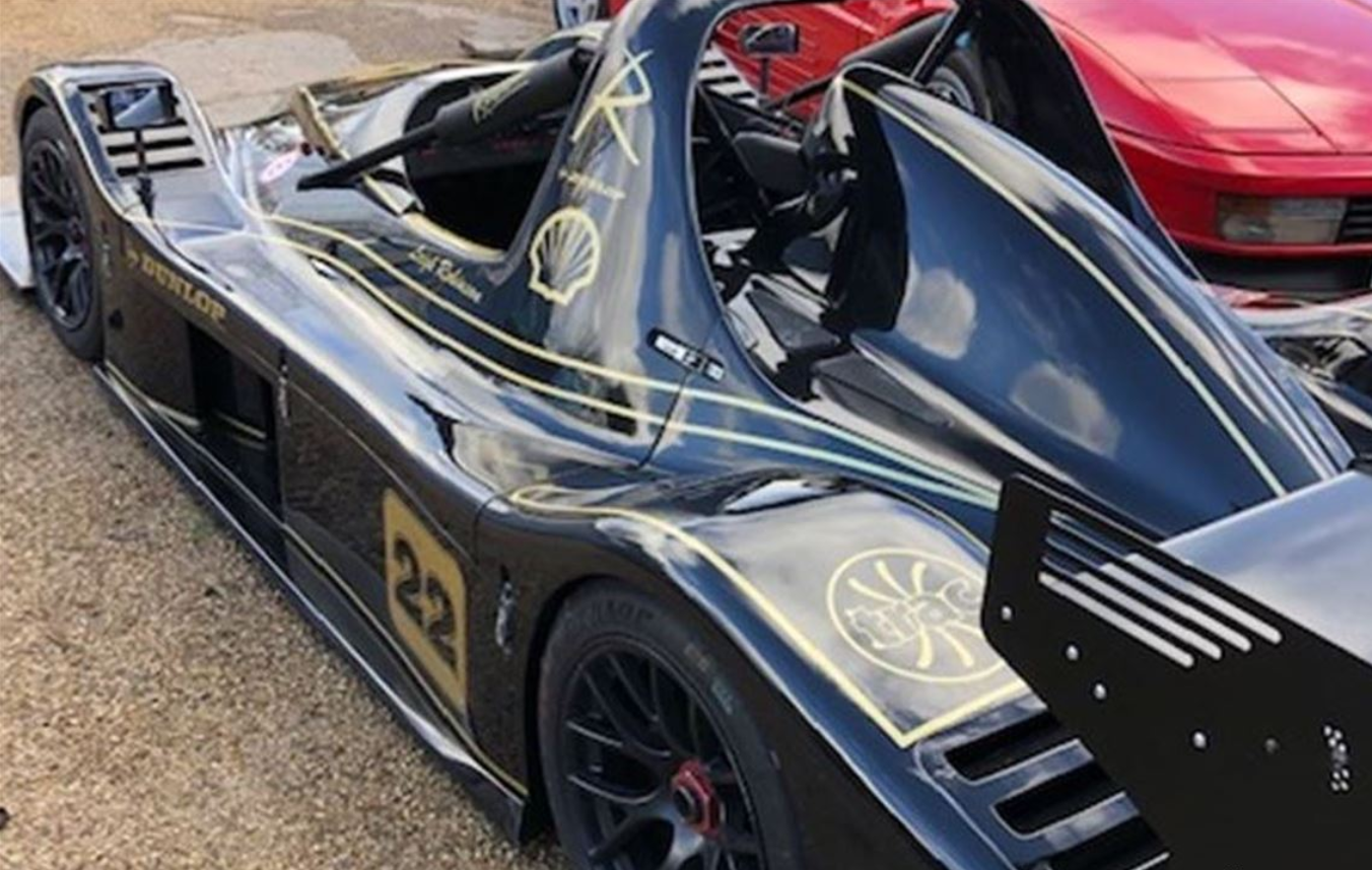 Radical SR8 3.2 V8