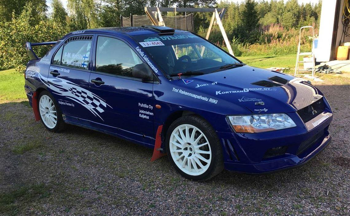 Mitsubishi evolution 7 Fin-R