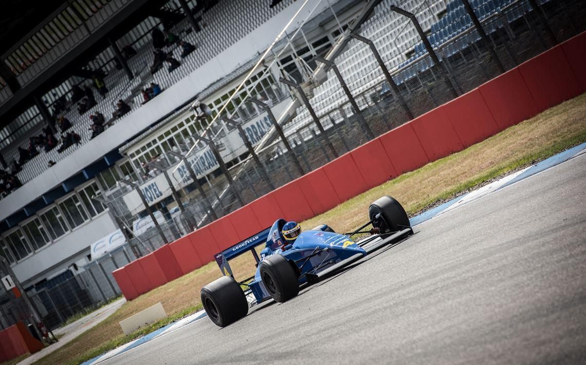 F1 Tyrrell 017B，Michele Alboreto驾驶过