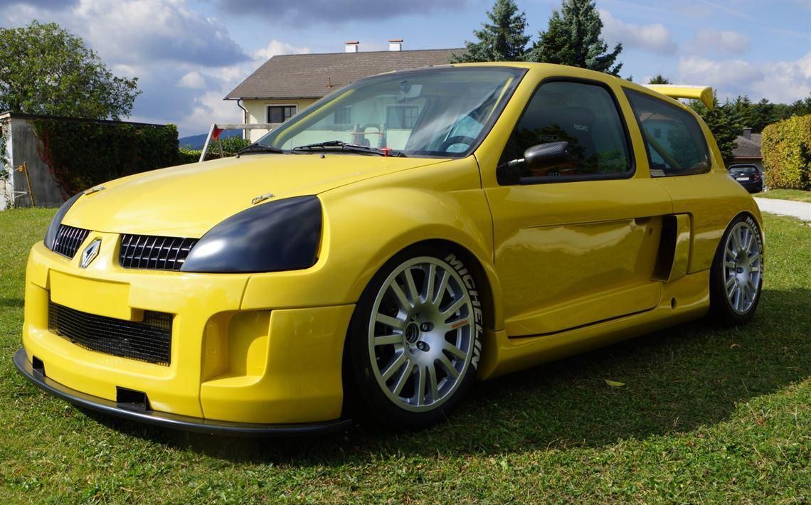 雷诺Clio V6 Trophy