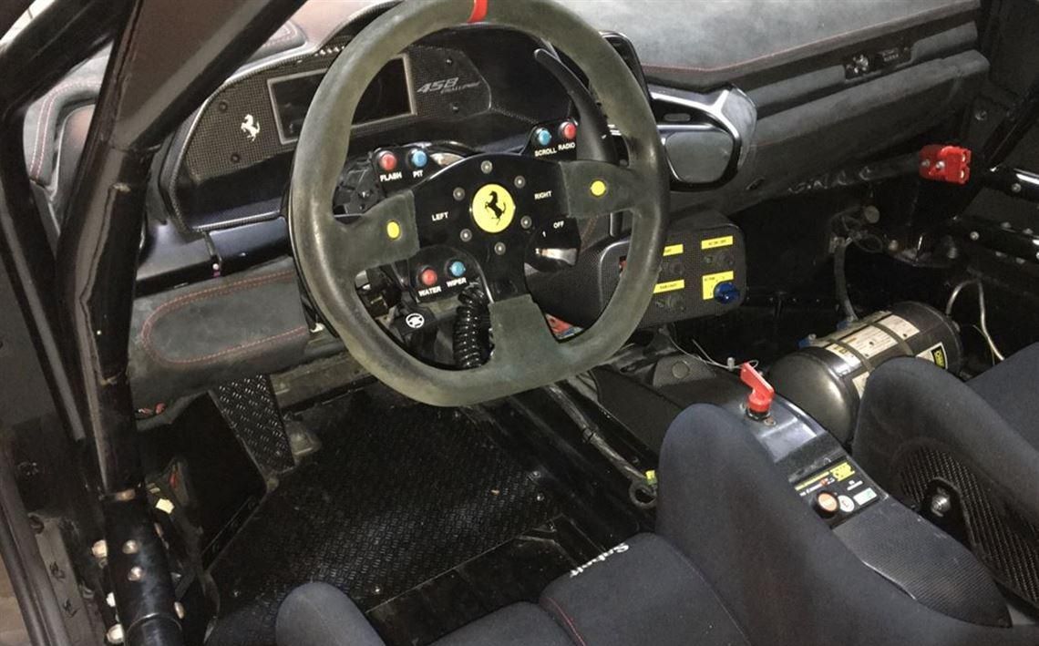 法拉利458 Challenge