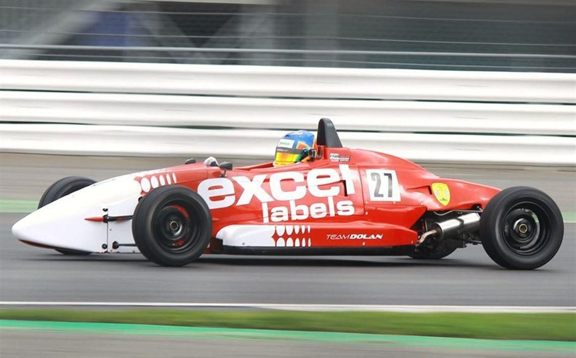 单座福特方程式赛车，Van Diemen Medina Sport