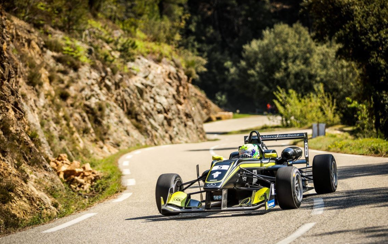 Dallara F312，梅奔发动机