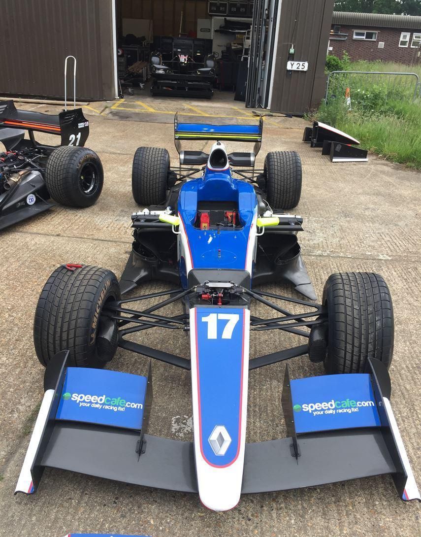 World Series，雷诺方程式3.5 V8赛车