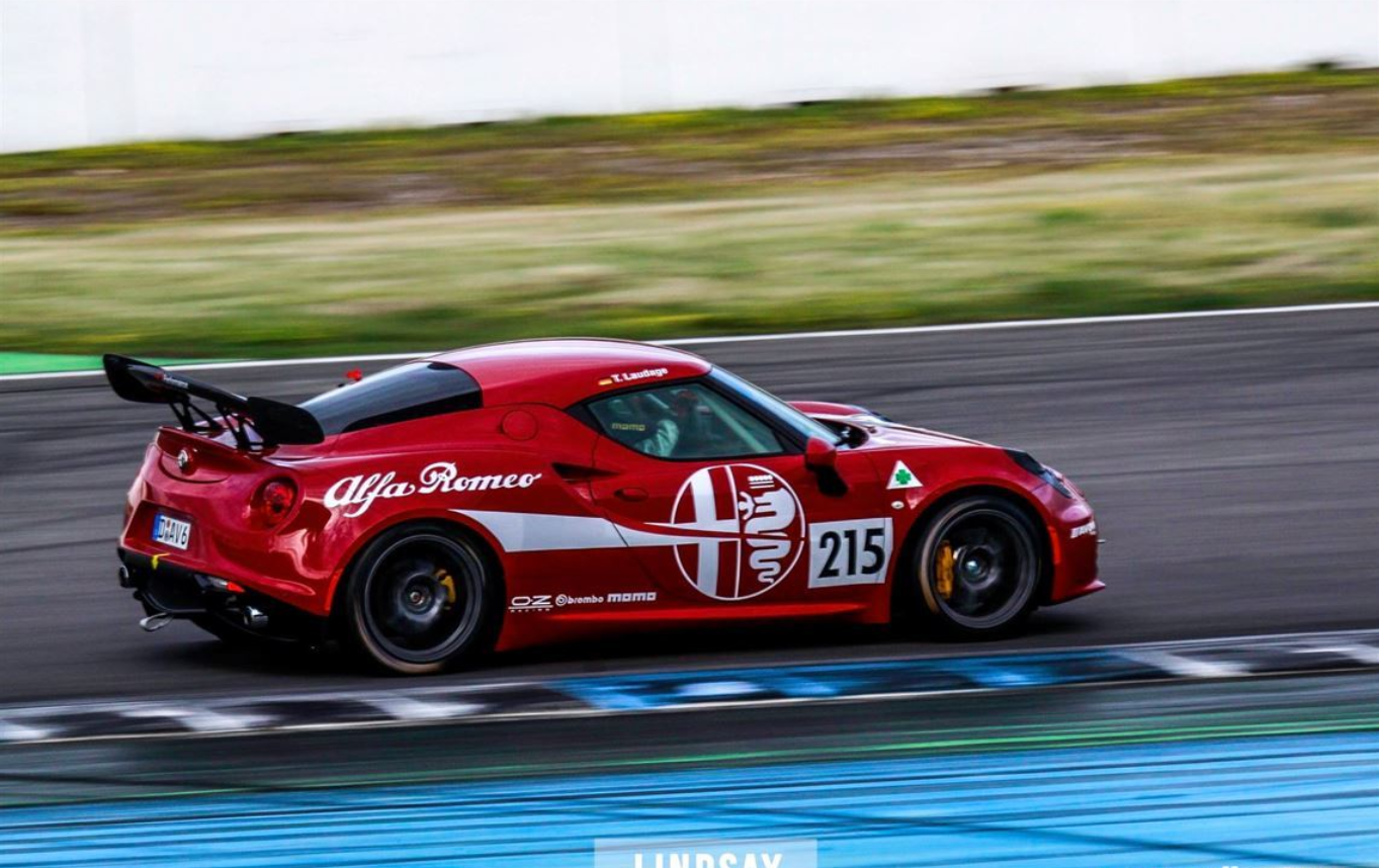 阿尔法罗密欧4C