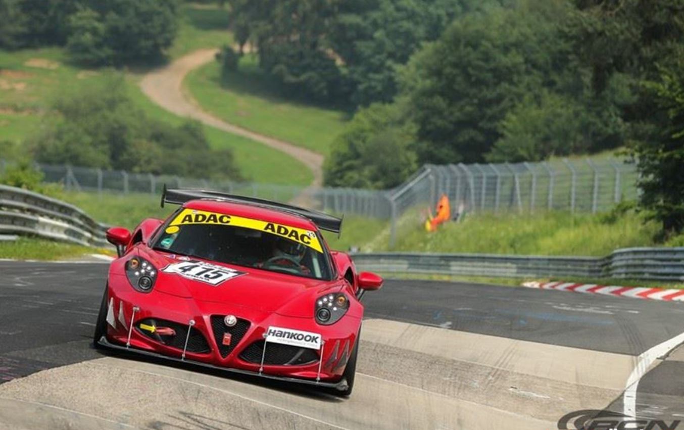 阿尔法罗密欧4C