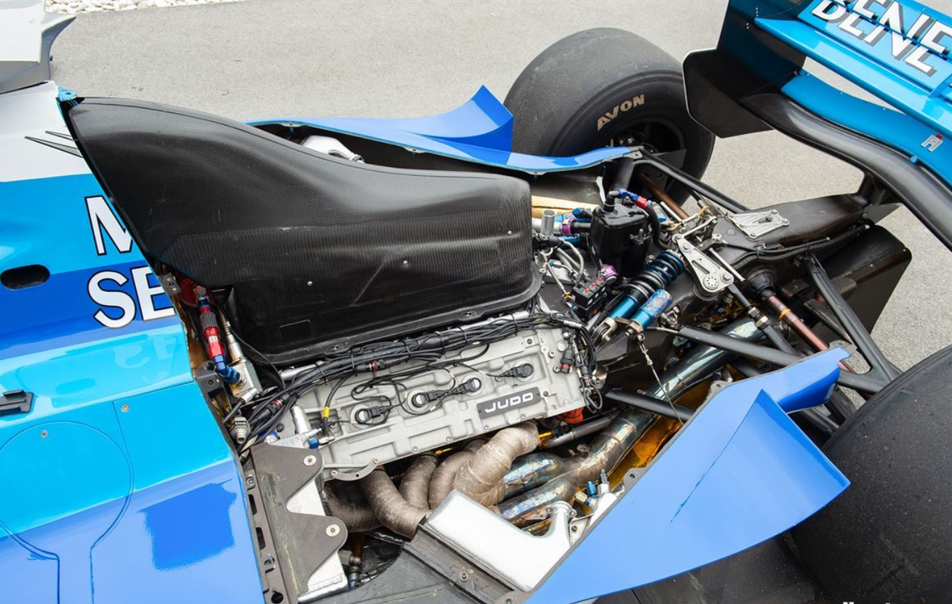 1998年贝纳通F1赛车，B198