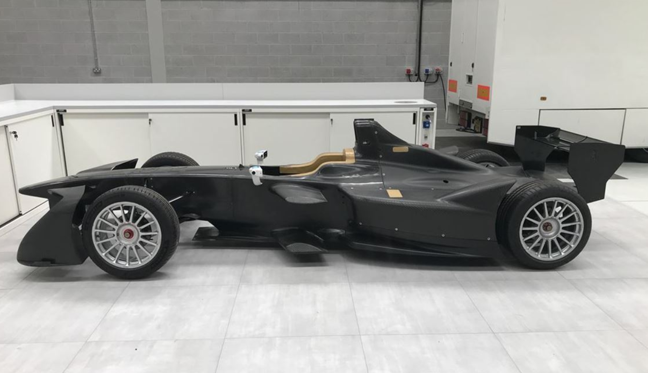 Formula E Rolling Chassis/展示车