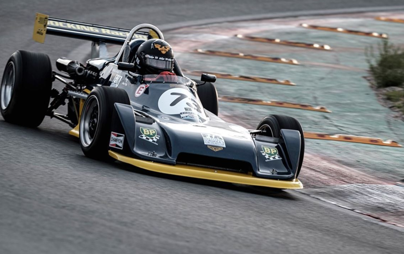 Formula 3 CHEVRON B38，丰田发动机