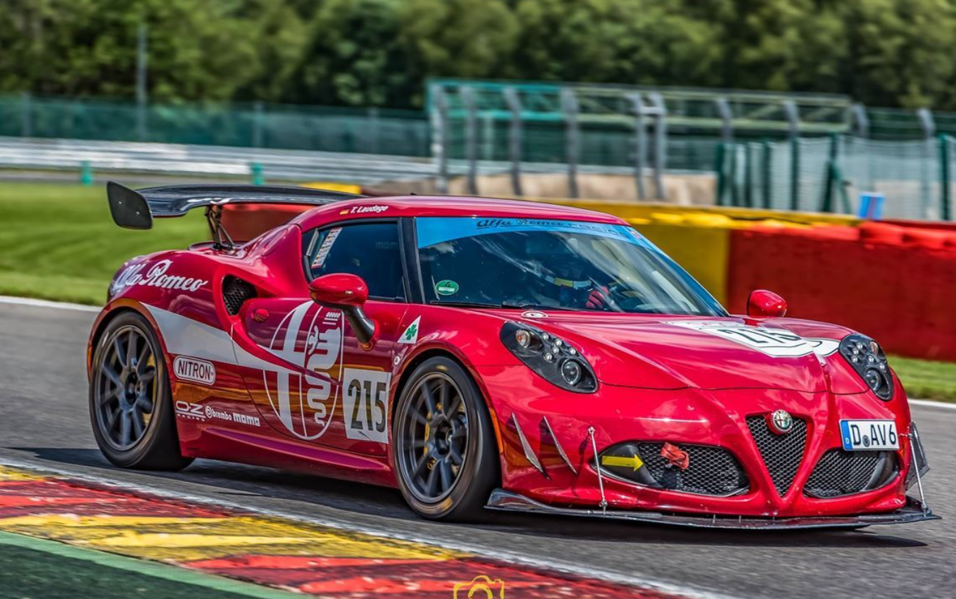 阿尔法罗密欧4C