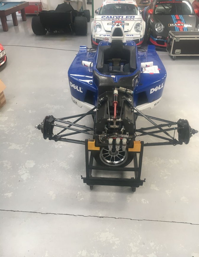 原厂宝马方程式，包括大量备件，E.teile