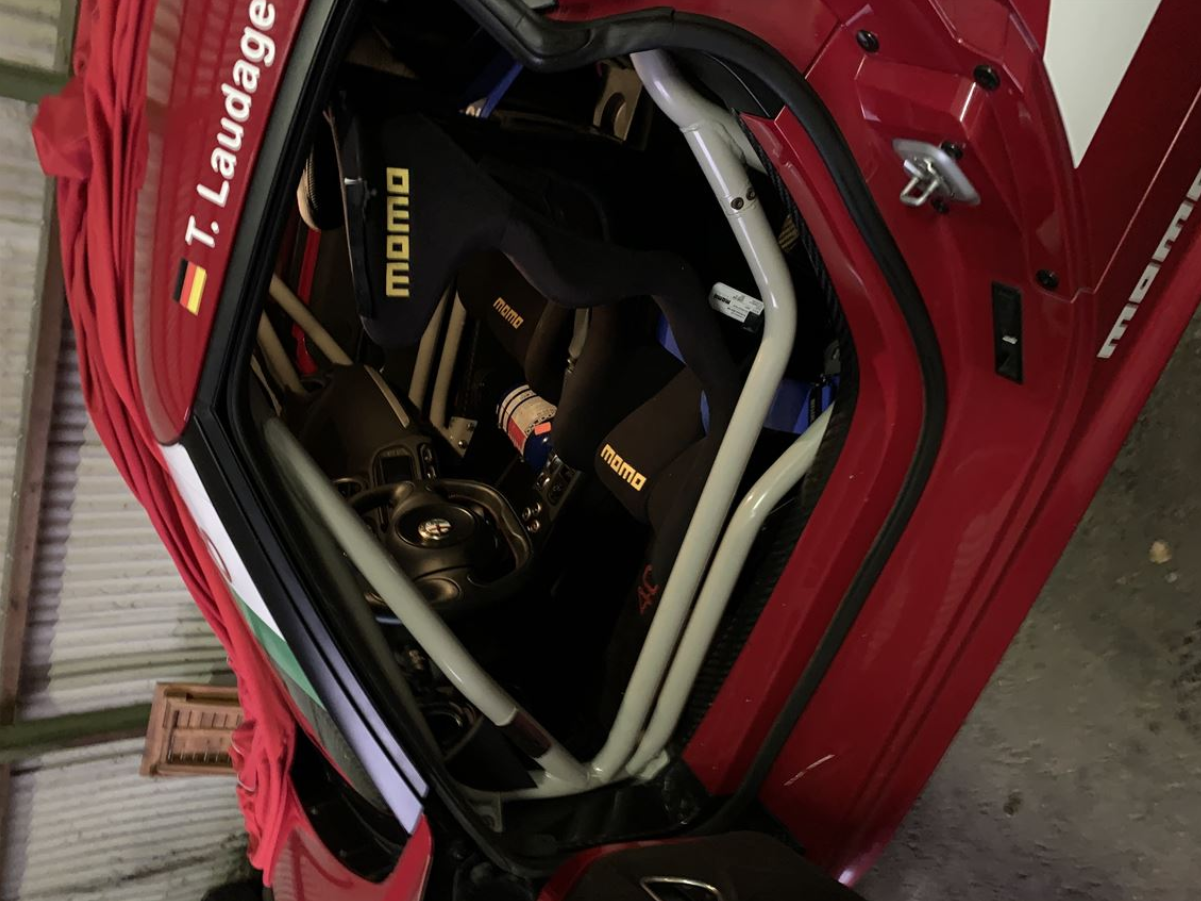 阿尔法罗密欧4C