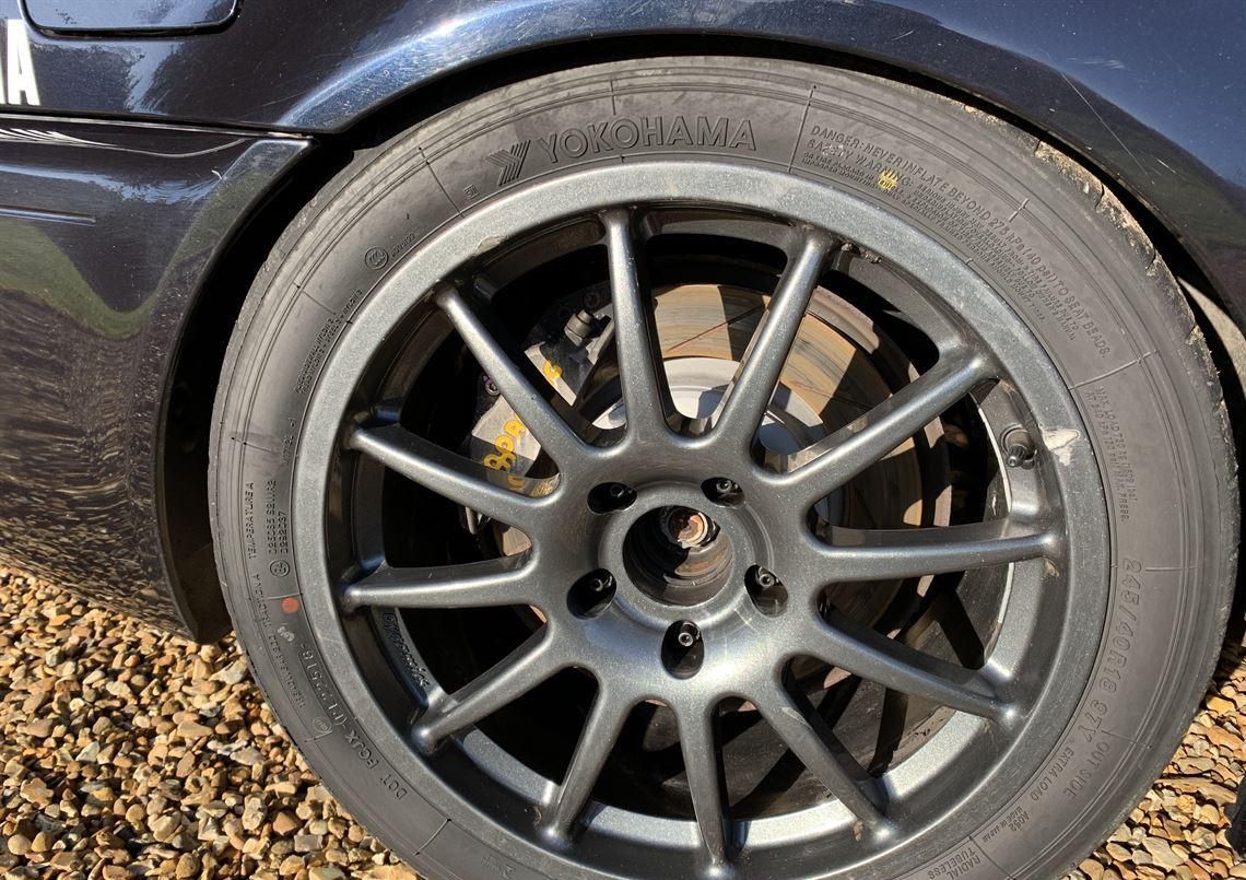 宝马E46 M3，赛道日赛车