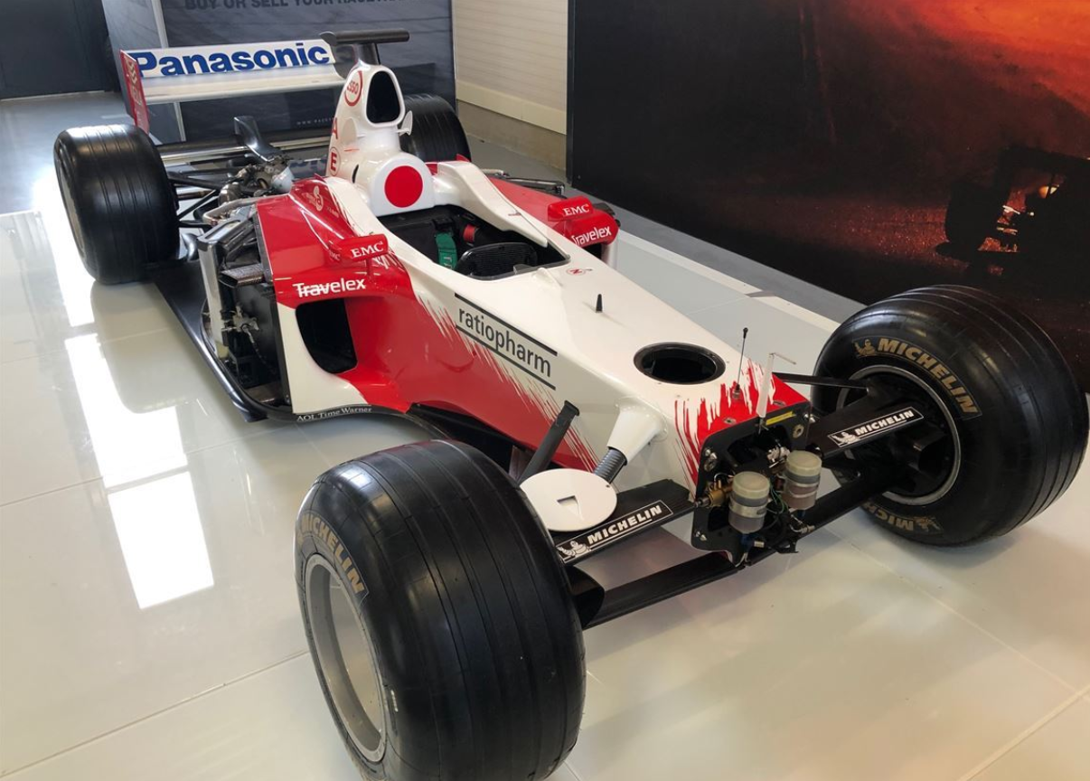 2002 丰田TF102 F1赛车