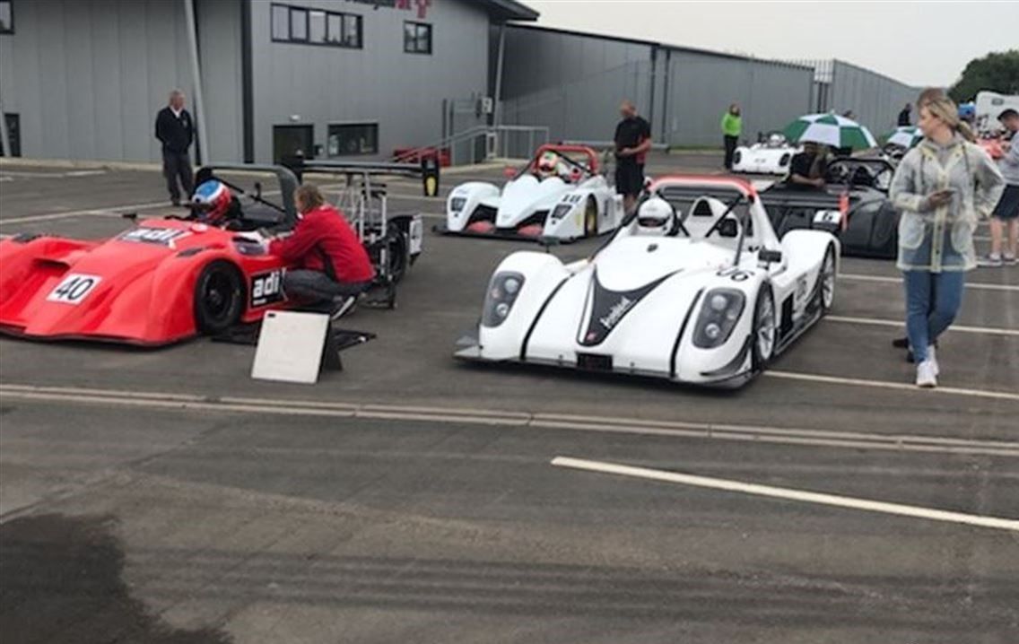 Radical SR8