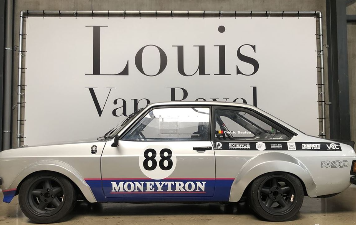 福特 Escort RS2000