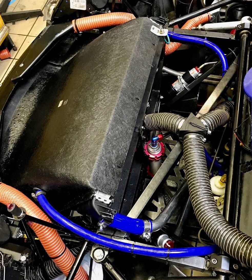 雷诺梅甘娜 Trophy V6 EVO3