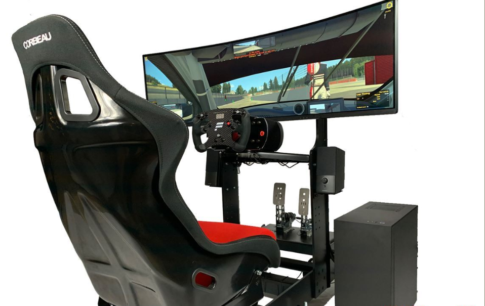 Driver training and esports simulator