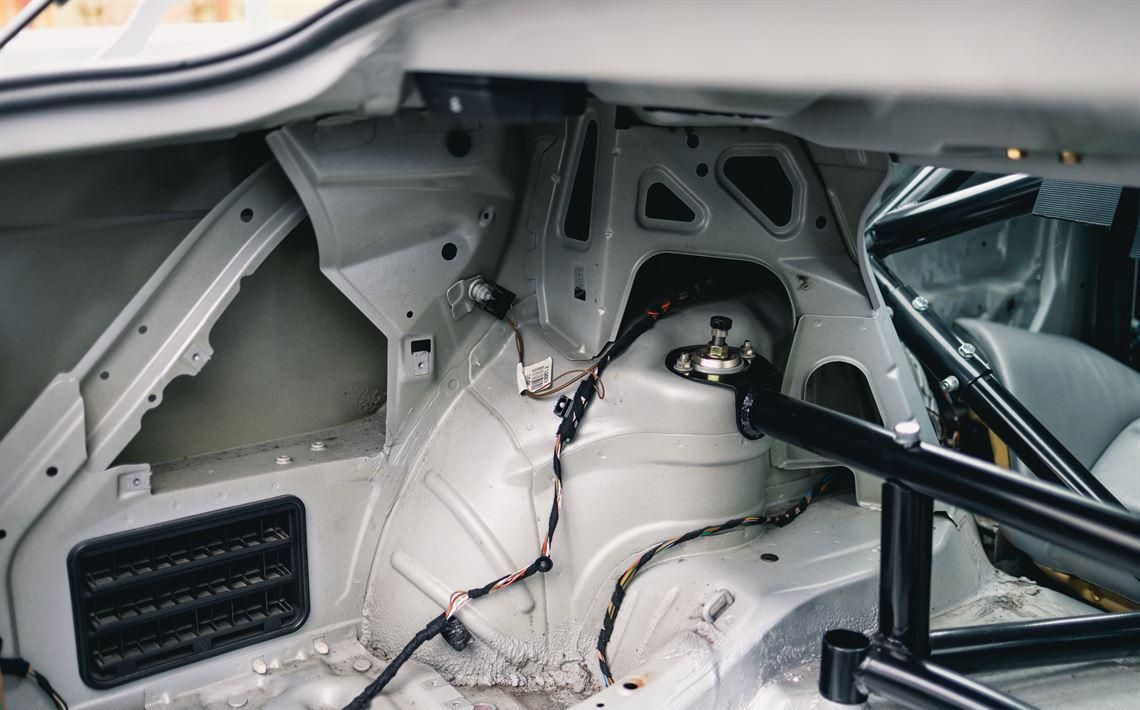 بي إم دبليو E46 M3