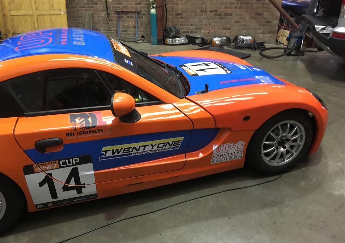 Ginetta G40 / GRDC - 道路合法
