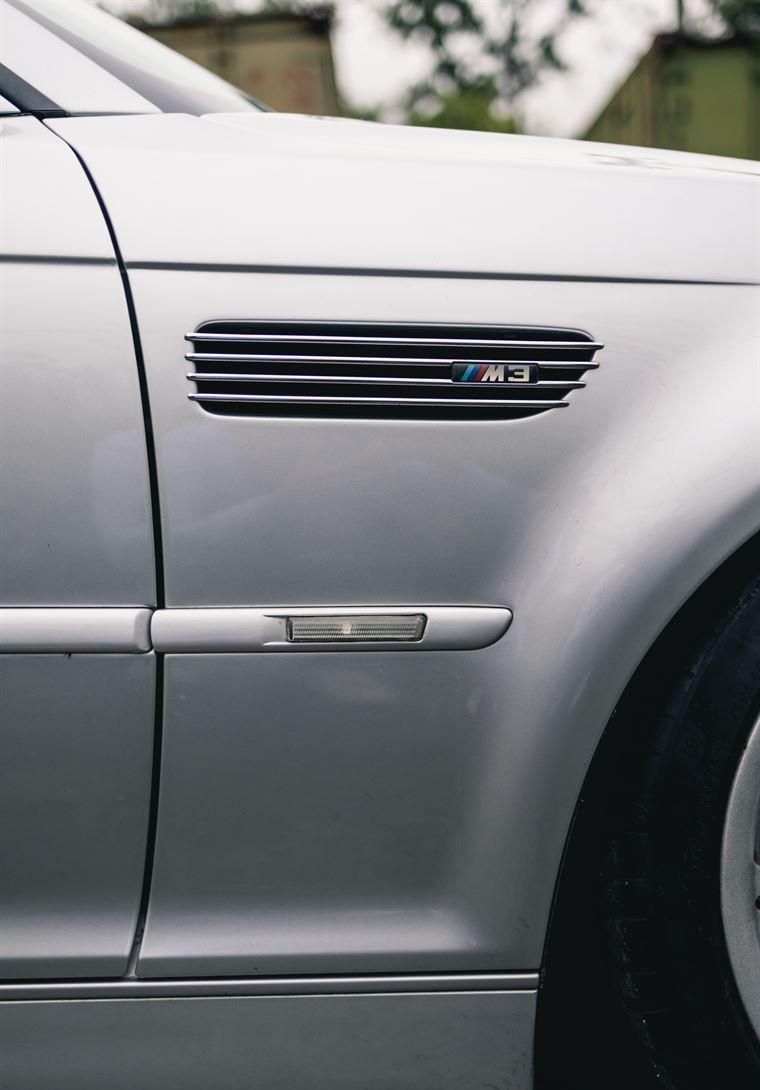 بي إم دبليو E46 M3