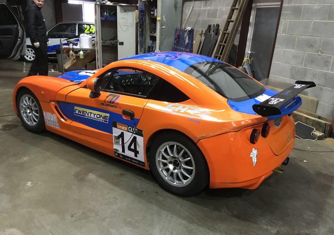 Ginetta G40 / GRDC - 道路合法