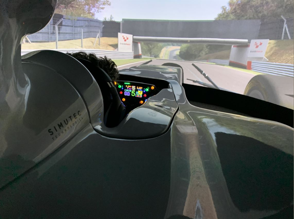 Professional Race Simulator Studio Sessions