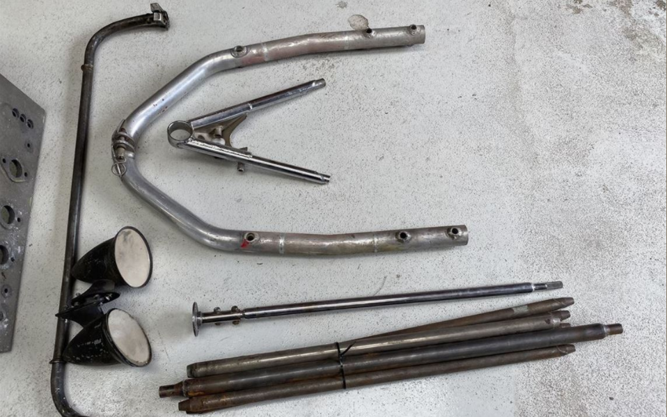 TOJ Formula 2 赛车