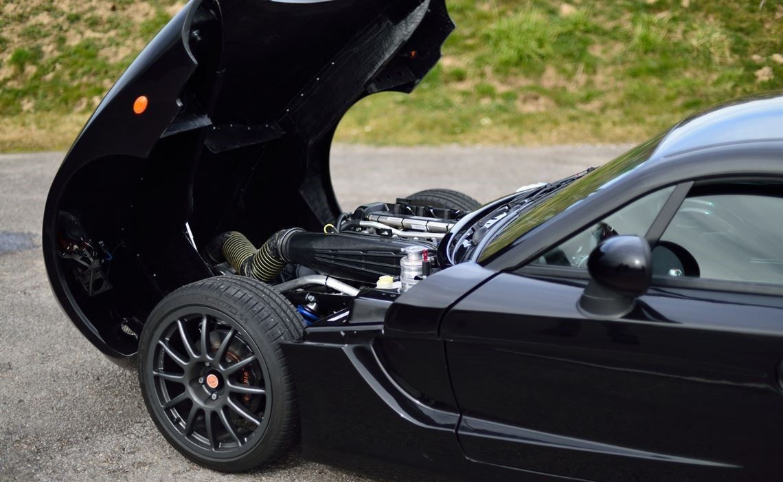 Ginettta G40R LHD Duratec 2.0 (2015) ，合法上路