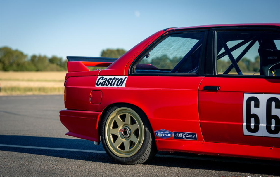 宝马E30 M3 A组赛车- 2.5L FIA HTP