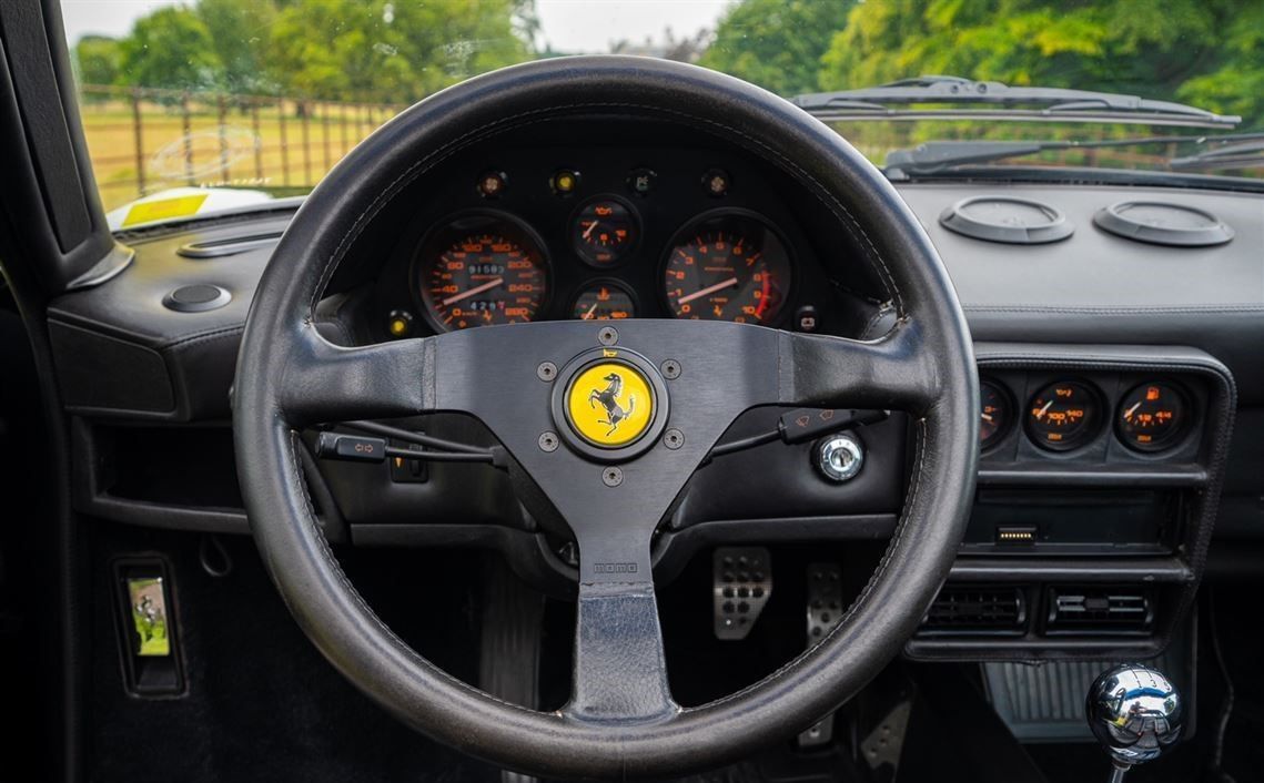 法拉利328 GTS (1987)，左舵