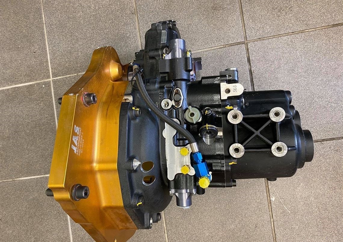 J.A.S. 本田思域Type-R TCR赛车，耐力套件