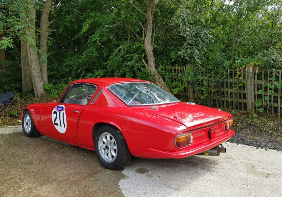 Lotus Elan + 2 赛车