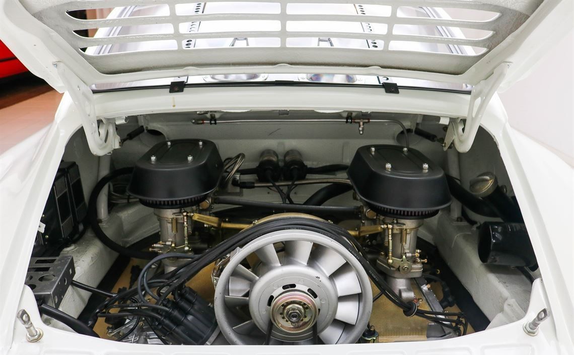 保时捷911 3.0 SC/RS Tribute