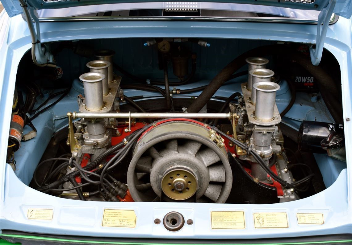 1965年保时捷911，FIA规格