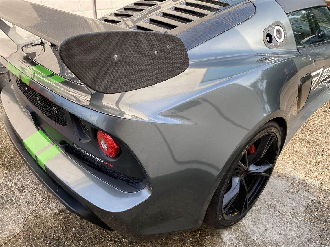 Lotus Exige Cup R