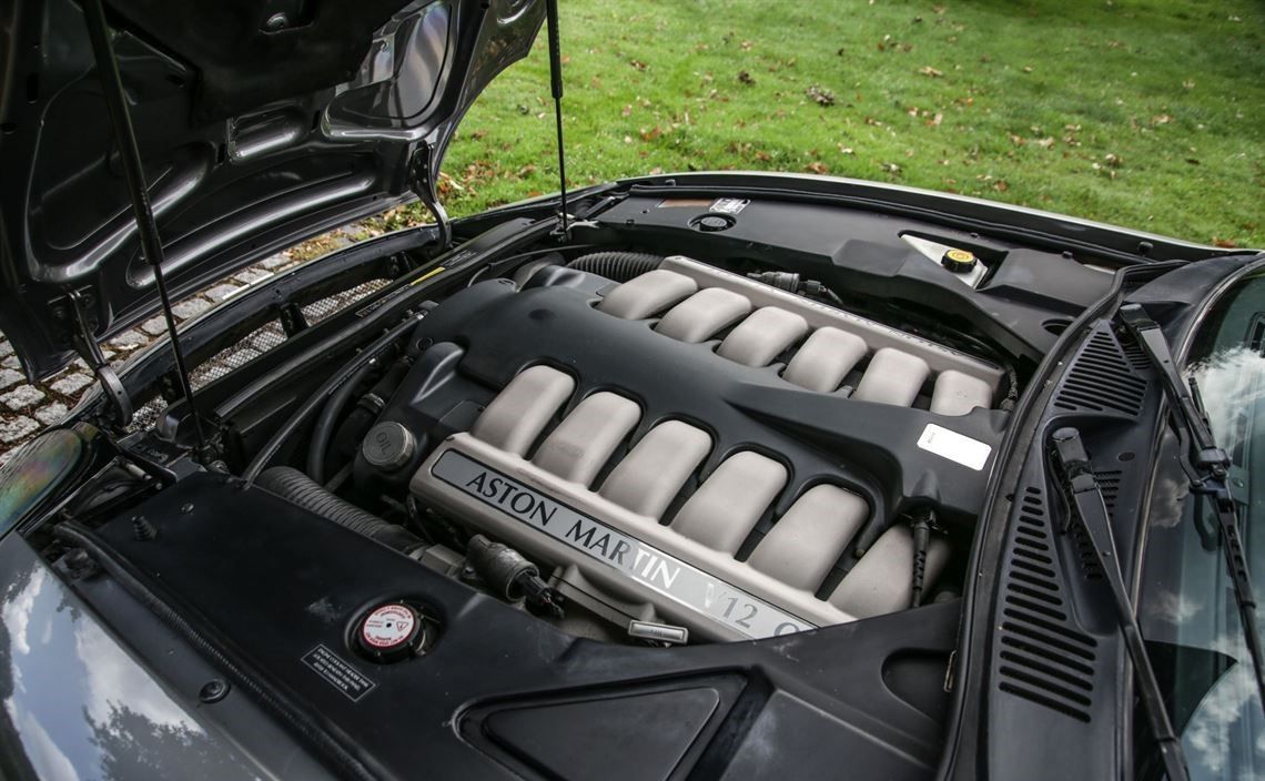 阿斯顿马丁DB7 Vantage