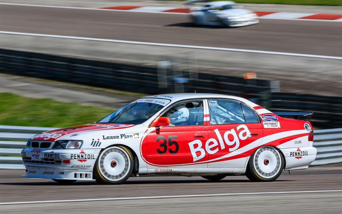 1993 丰田CARINA E TOMS FISA