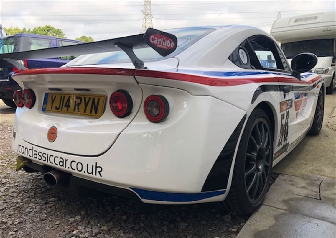 Ginetta G40 Cup，道路合法