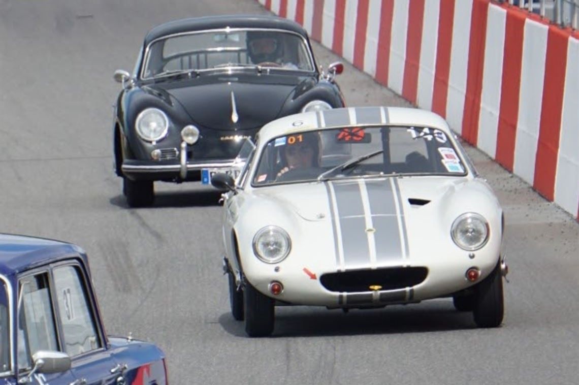 皮卡+拖车+赛车