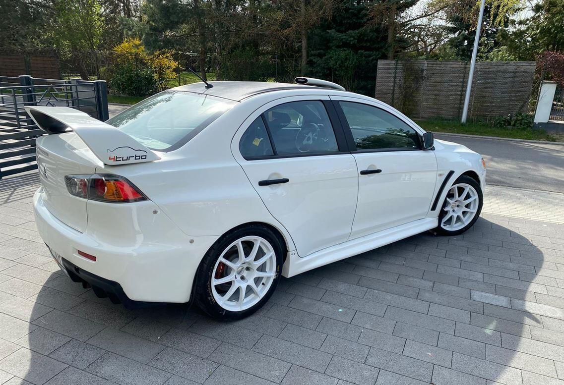 LANCER EVO 10 RS SAMSONAS