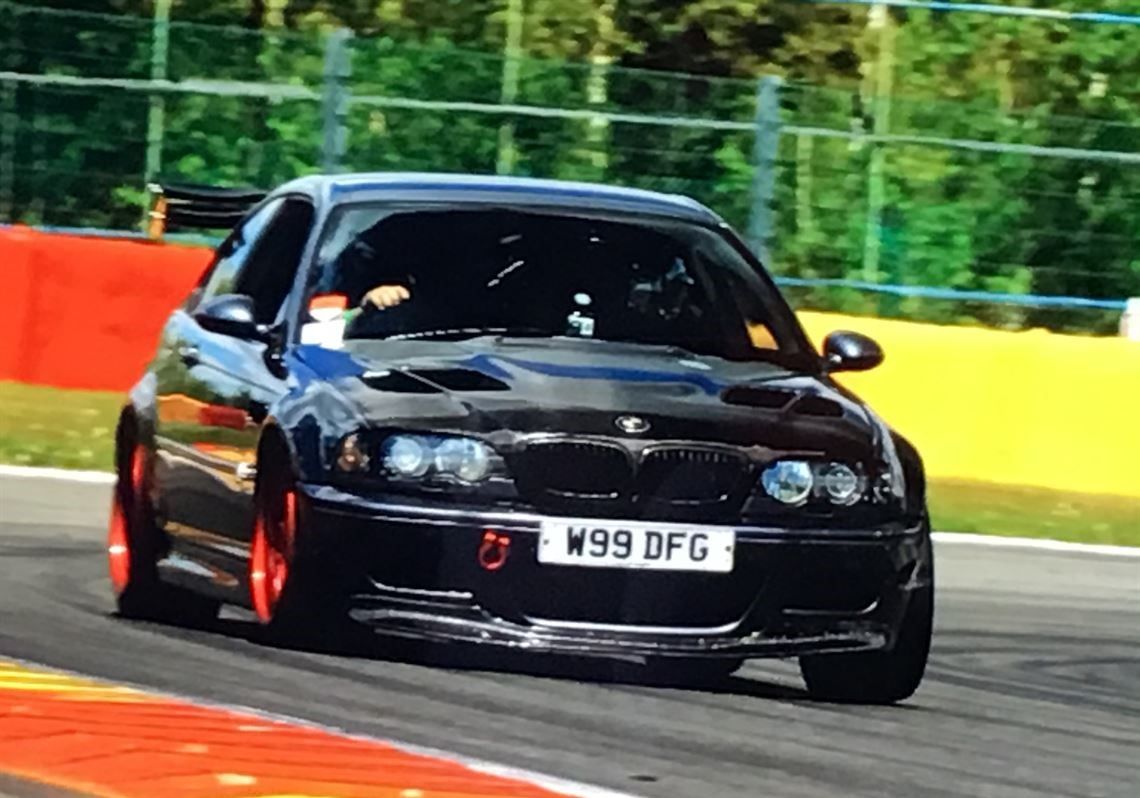 بي إم دبليو E46 M3