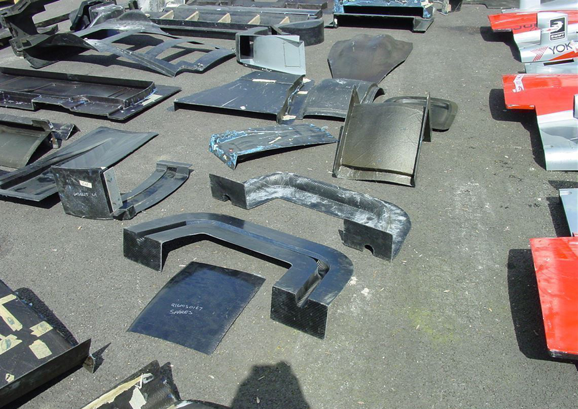 2001 Reynard 01Q 底盘编号#002 LMP675