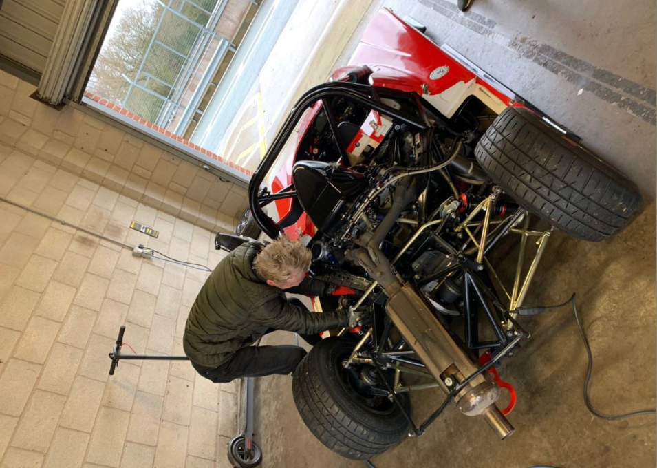 Radical SR1 - 没有增值税