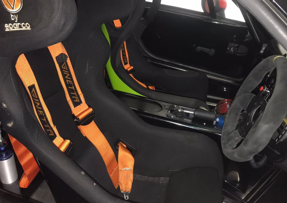 Ginetta G40 GT5赛车，拨片换挡