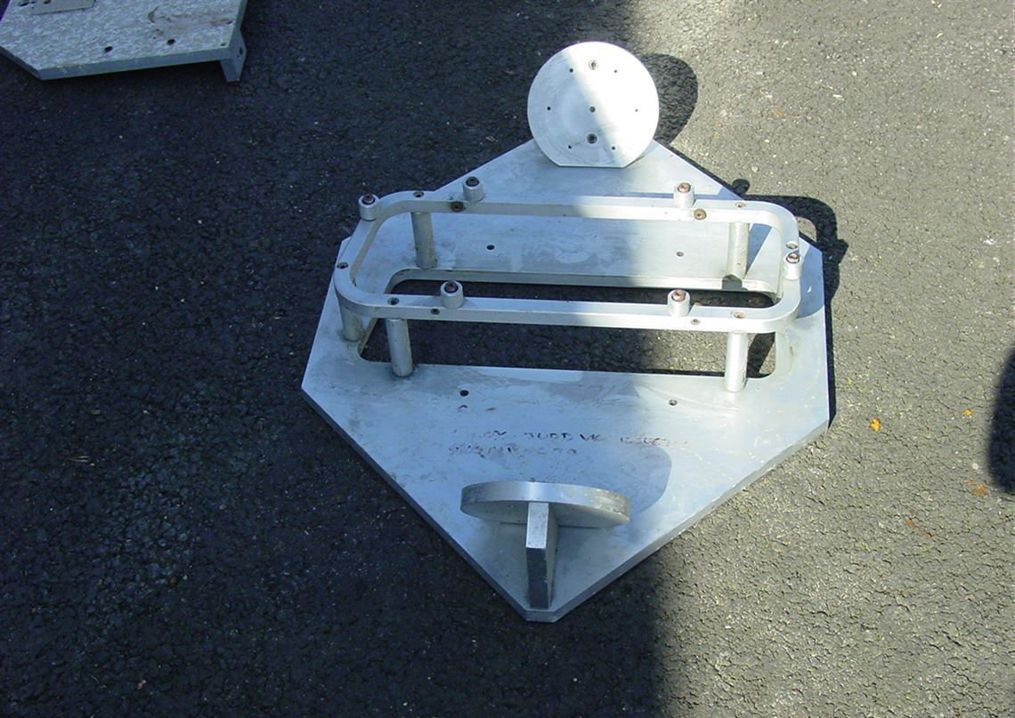 2001 Reynard 01Q 底盘编号#002 LMP675