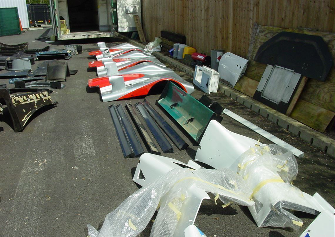 2001 Reynard 01Q 底盘编号#002 LMP675