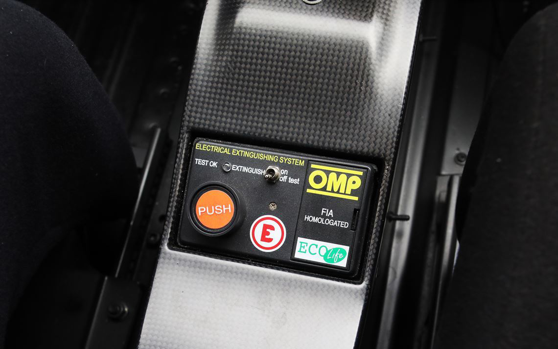 法拉利458 Challenge赛车，刚刚进行了维护保养