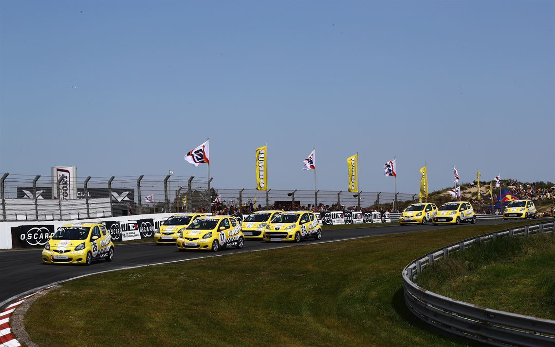 Citroën C1 Cupcars 15 + 拖车