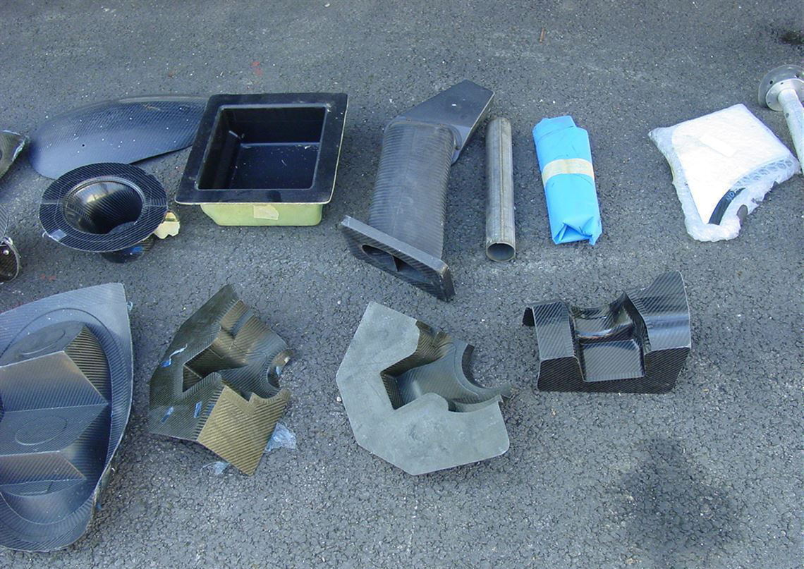 2001 Reynard 01Q 底盘编号#002 LMP675